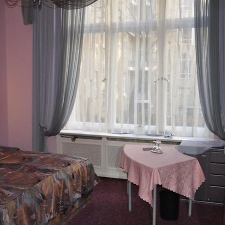 Hotel Pension Savoy Near Kurfuerstendamm เบอร์ลิน ห้อง รูปภาพ