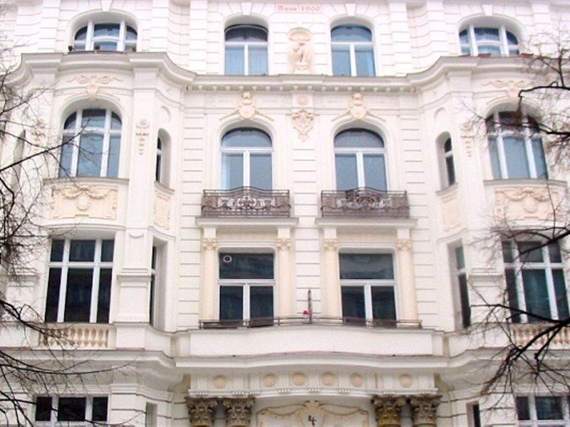 Hotel Pension Savoy Near Kurfuerstendamm เบอร์ลิน ภายนอก รูปภาพ