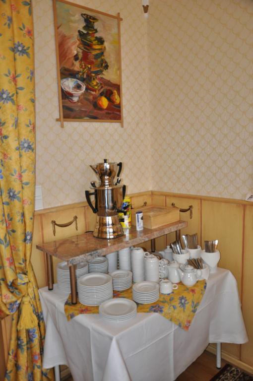 Hotel Pension Savoy Near Kurfuerstendamm เบอร์ลิน ภายนอก รูปภาพ