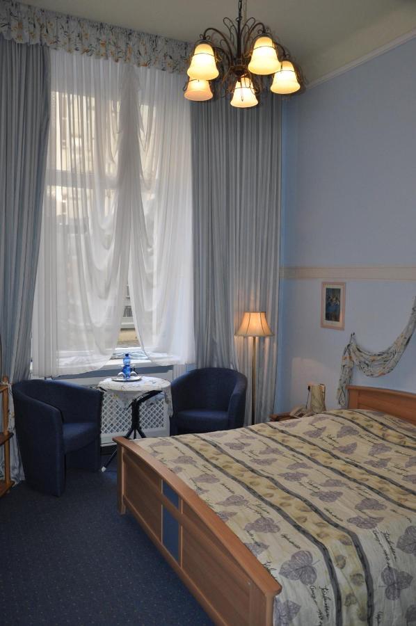 Hotel Pension Savoy Near Kurfuerstendamm เบอร์ลิน ห้อง รูปภาพ